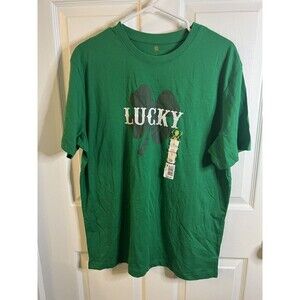 Lucky Graphic Short Sleeve T- Shirt Size Large NWT
